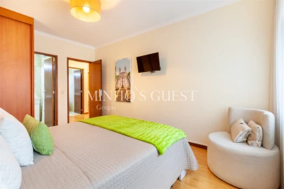 Apartamento T2 para Arrendamento férias em Braga (São José de São Lázaro e São João do Souto)