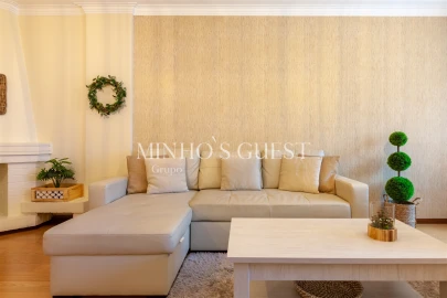 Apartamento T2 para Arrendamento férias em Braga (São José de São Lázaro e São João do Souto)