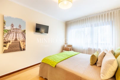 Apartamento T2 para Arrendamento férias em Braga (São José de São Lázaro e São João do Souto)