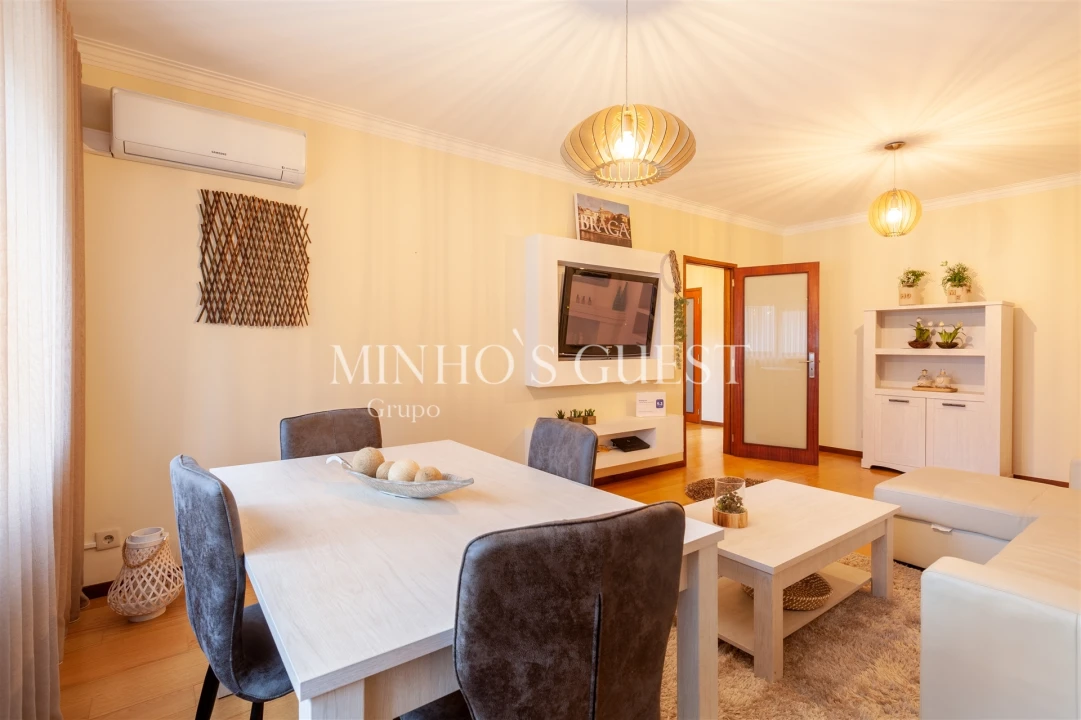 Apartamento T2 para Arrendamento férias em Braga (São José de São Lázaro e São João do Souto) Foto 10