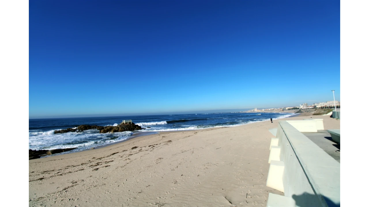 Apartamento T2 para Arrendamento férias em Vila do Conde Foto 35