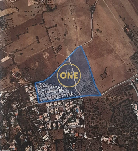 Terreno para Venda em Odiaxere