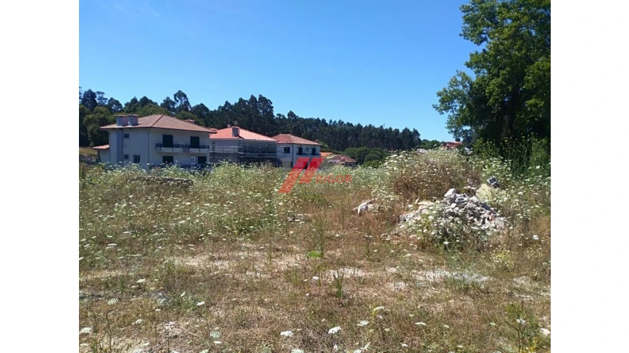 Terreno para Venda em Retorta e Tougues Foto 4