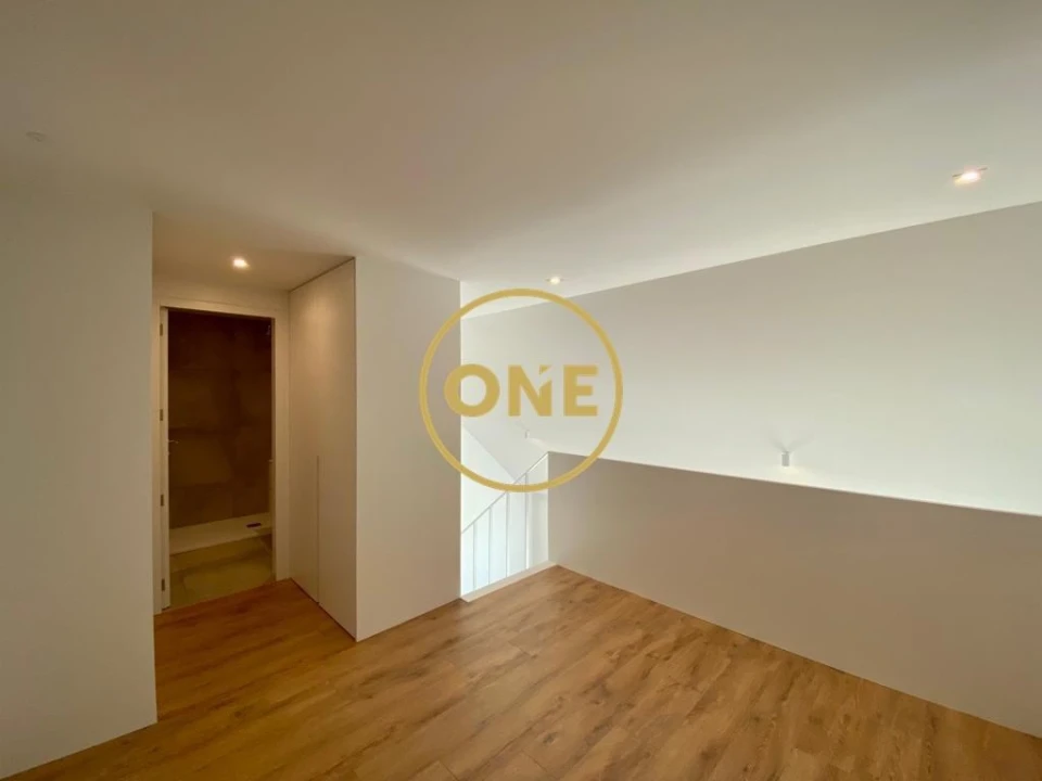 Apartamento T1 para Venda em Paranhos Foto 9