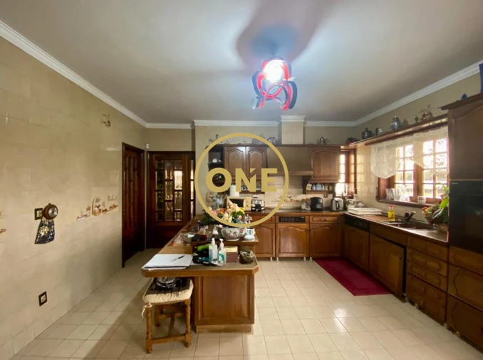 Moradia T5 para Venda em Cidade da Maia Foto 17