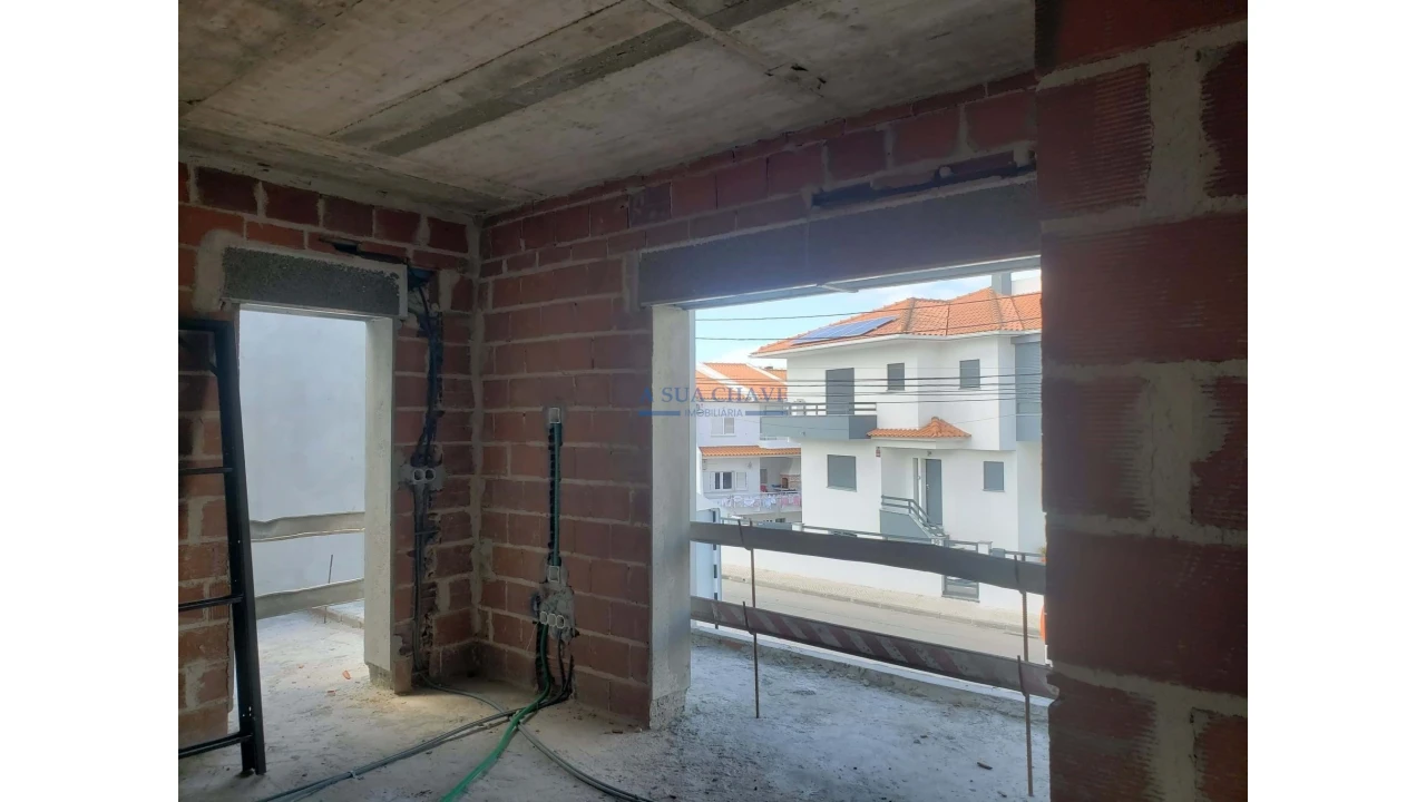 Moradia T4 para Venda em Corroios Foto 6