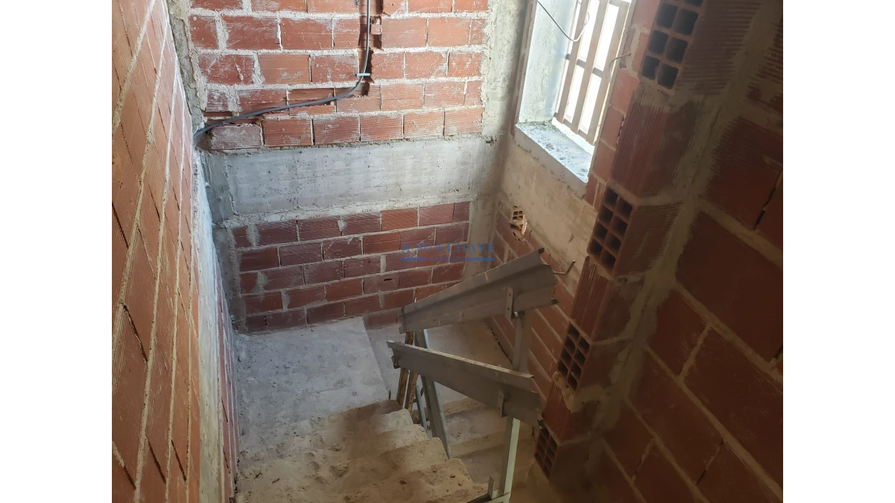 Moradia T4 para Venda em Corroios Foto 16