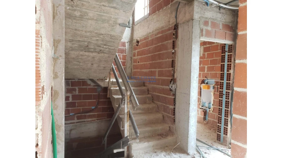 Moradia T4 para Venda em Corroios Foto 19