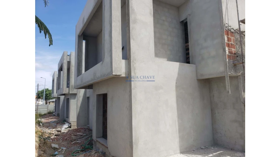 Moradia T4 para Venda em Corroios Foto 24