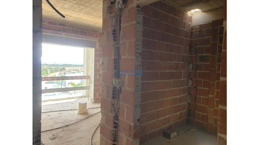 Moradia T4 para Venda em Corroios Foto 31