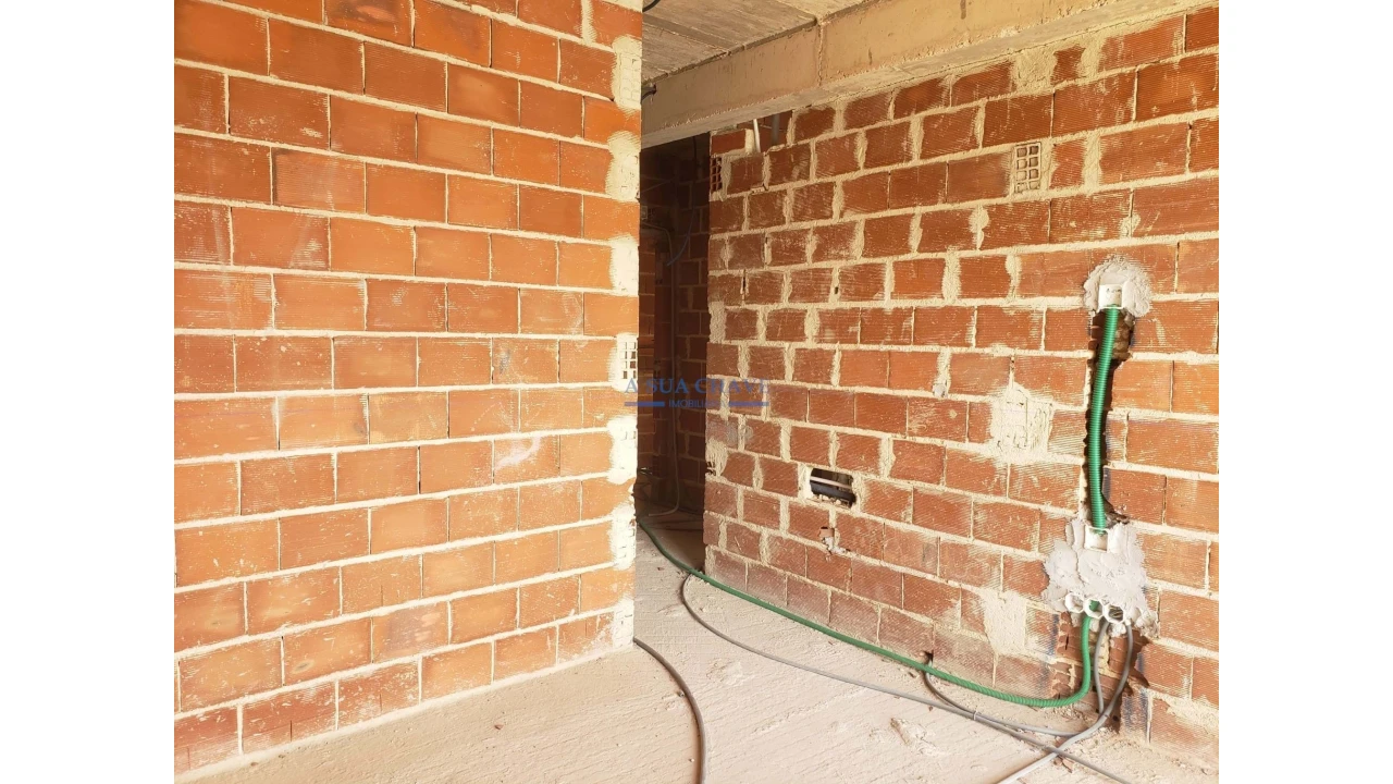 Moradia T4 para Venda em Corroios Foto 32