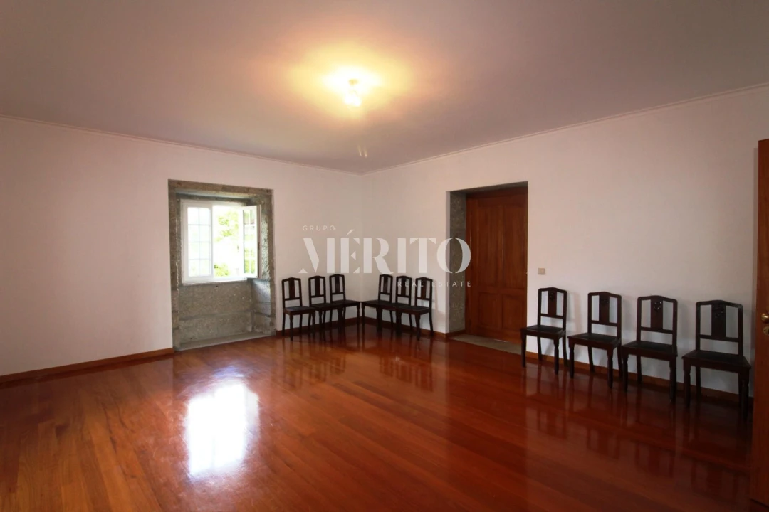 Moradia T5 para Venda em Amares e Figueiredo Foto 23