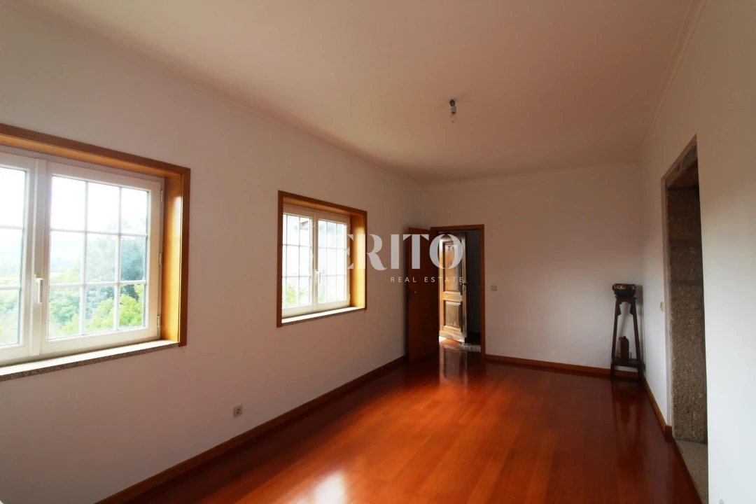 Moradia T5 para Venda em Amares e Figueiredo Foto 27