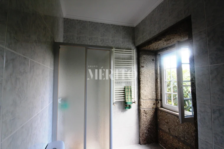 Moradia T5 para Venda em Amares e Figueiredo Foto 33