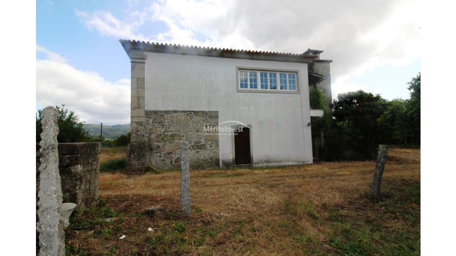 Moradia T5 para Venda em Amares e Figueiredo Foto 1