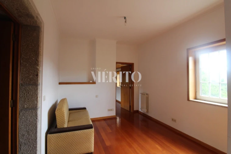 Moradia T5 para Venda em Amares e Figueiredo Foto 28
