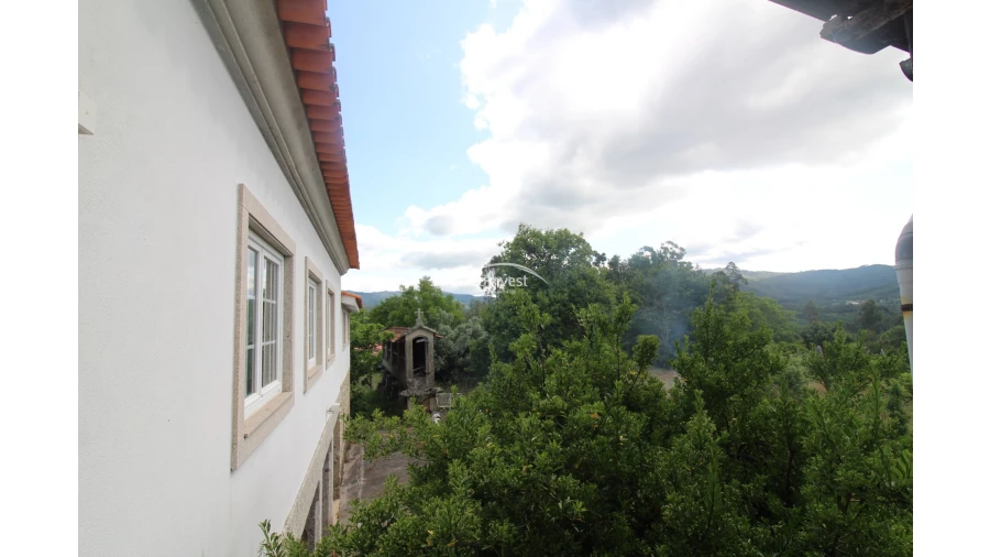 Moradia T5 para Venda em Amares e Figueiredo Foto 5