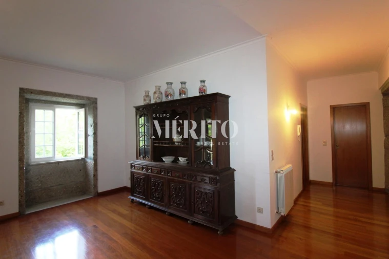 Moradia T5 para Venda em Amares e Figueiredo Foto 36