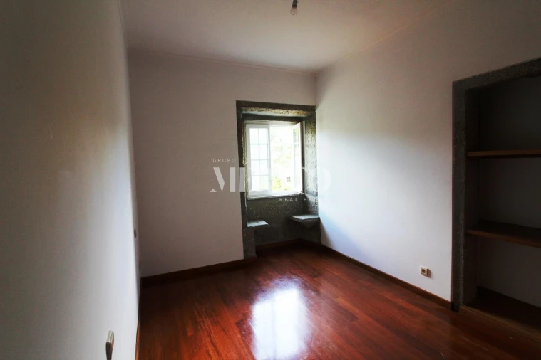 Moradia T5 para Venda em Amares e Figueiredo Foto 15