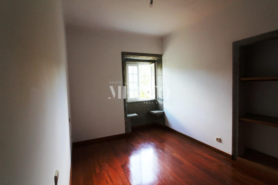 Moradia T5 para Venda em Amares e Figueiredo Foto 15