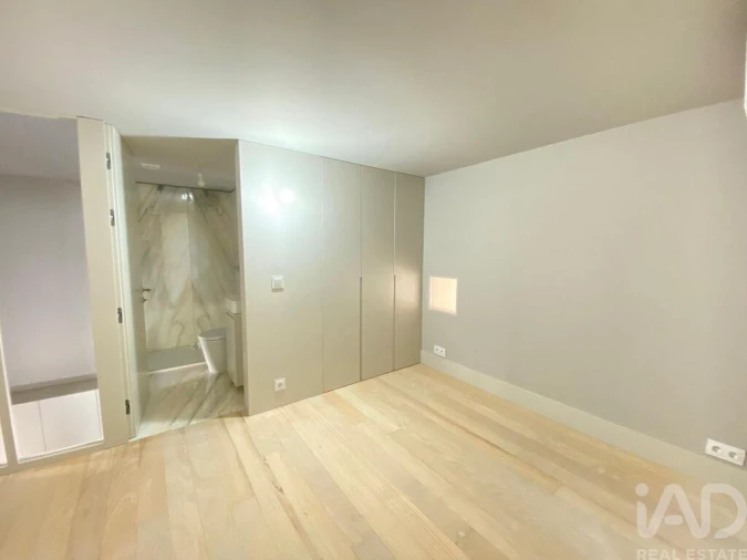 Apartamento T2 para Venda em Cedofeita, Santo Ildefonso, Sé, Miragaia, São Nicolau e Vitória Foto 15