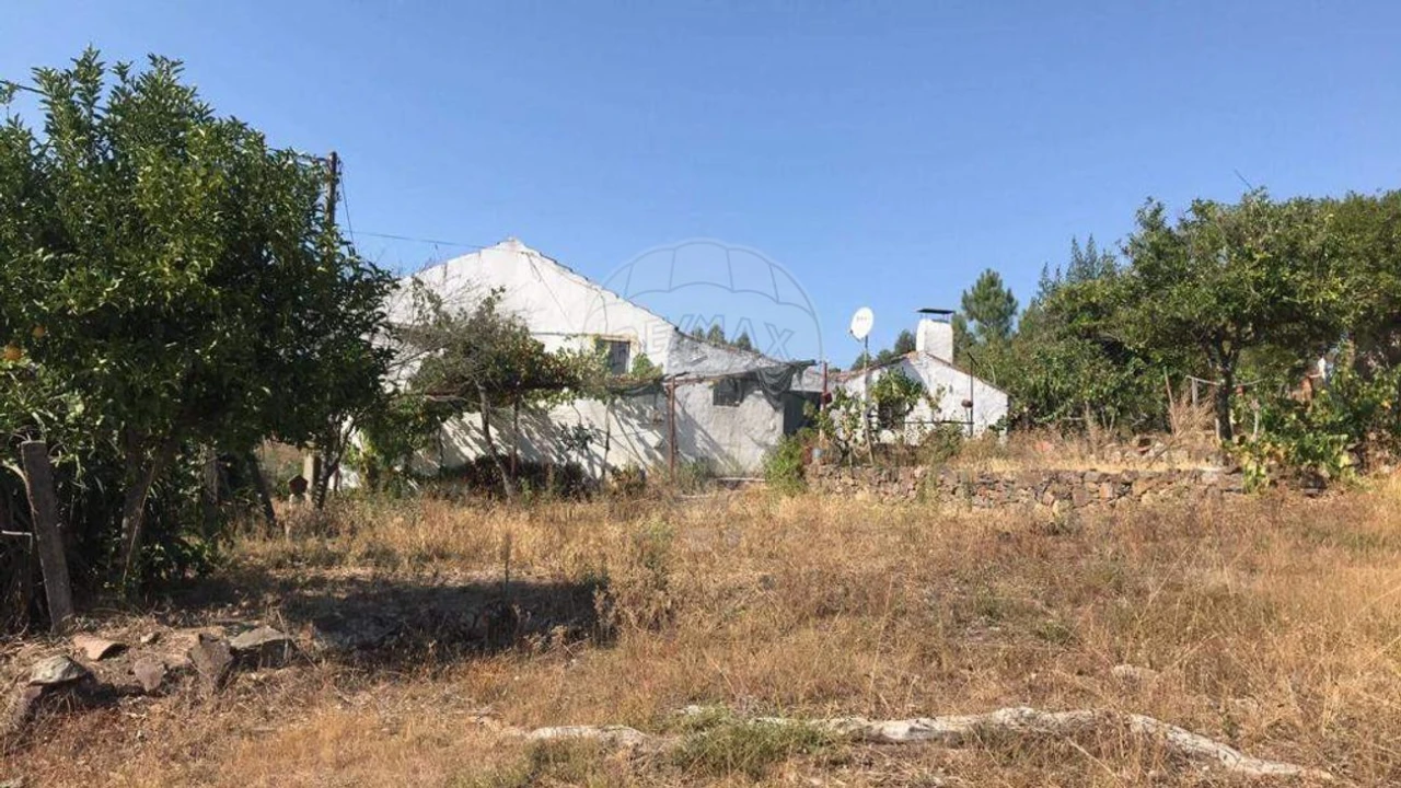 Moradia T3 para Venda em Vila de Rei Foto 12