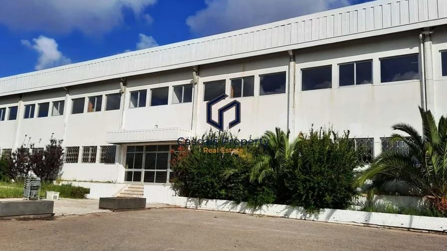 Armazém para Venda em Algueirão-Mem Martins
