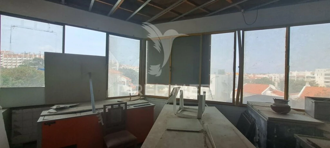 Loja para Venda em Albufeira e Olhos de Água Foto 4