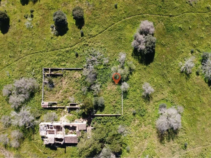 Terreno para Venda em Lagos (São Sebastião e Santa Maria) Foto 15