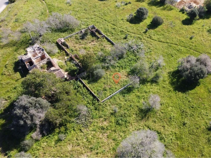 Terreno para Venda em Lagos (São Sebastião e Santa Maria) Foto 14