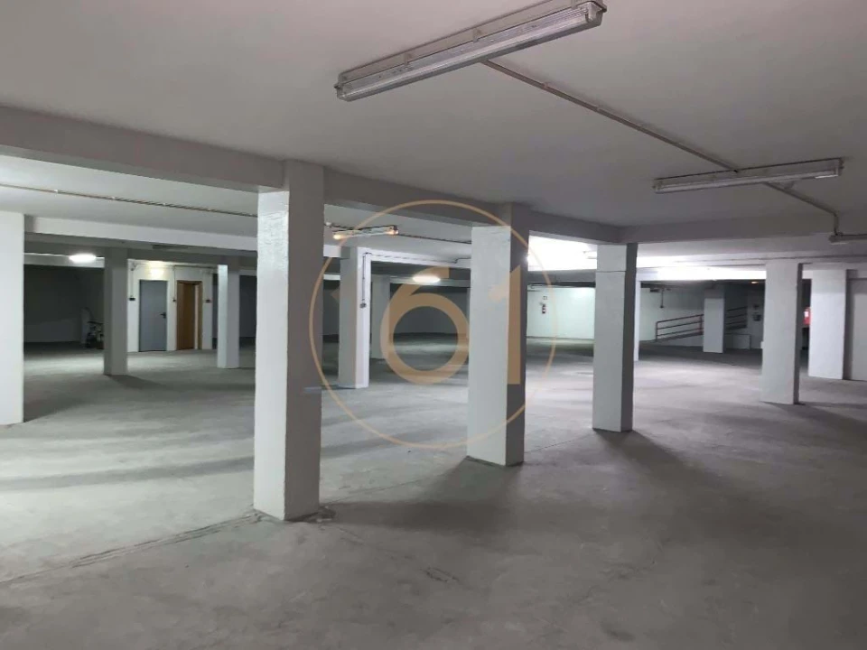 Garagem para Arrendamento em Cedofeita, Santo Ildefonso, Sé, Miragaia, São Nicolau e Vitória Foto 4