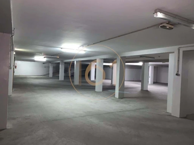 Garagem para Arrendamento em Cedofeita, Santo Ildefonso, Sé, Miragaia, São Nicolau e Vitória Foto 5