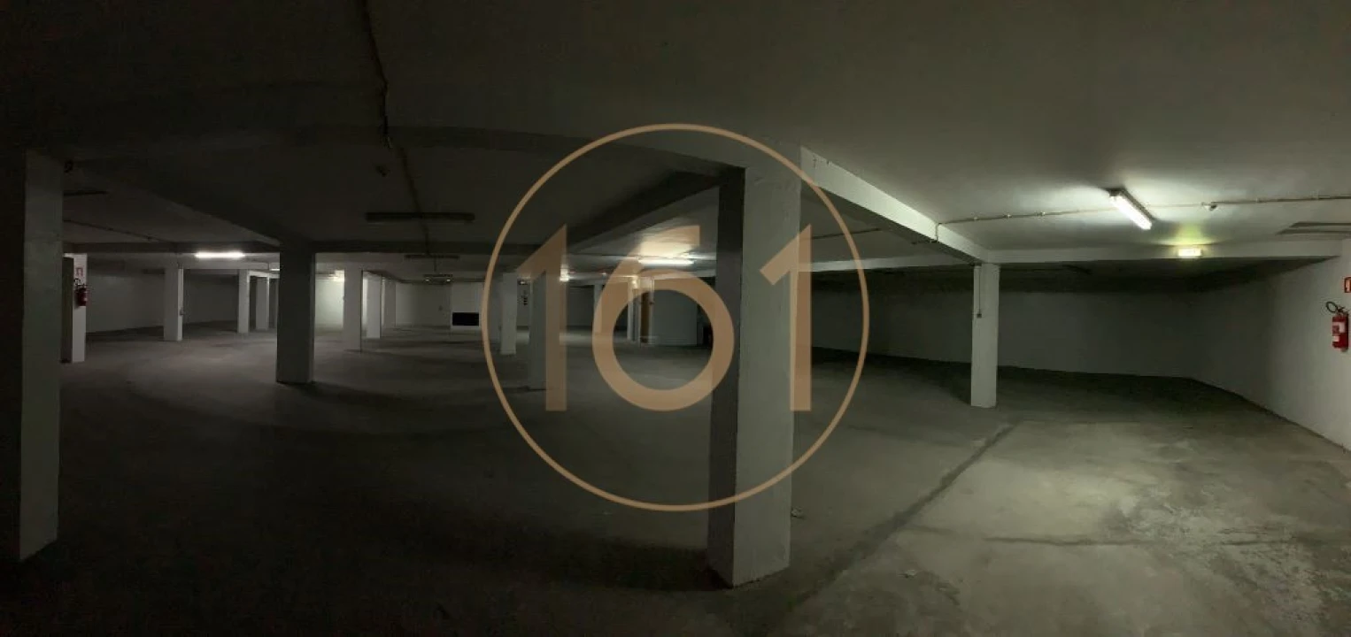 Garagem para Arrendamento em Cedofeita, Santo Ildefonso, Sé, Miragaia, São Nicolau e Vitória Foto 6