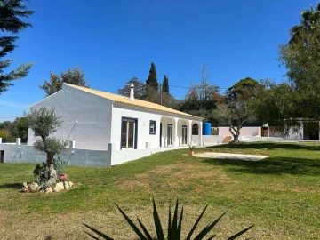 Moradia T3 para Venda em Lagoa e Carvoeiro