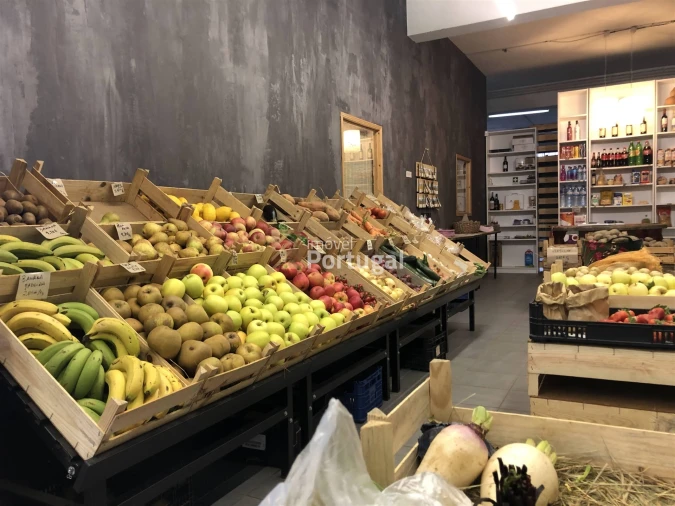 Loja para Trespasse em Braga (São José de São Lázaro e São João do Souto) Foto 2