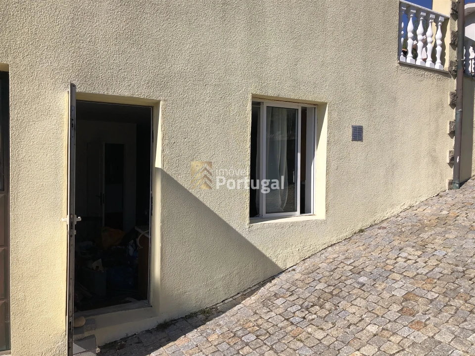 Moradia T6 para Venda em Sande, Vilarinho, Barros e Gomide Foto 38