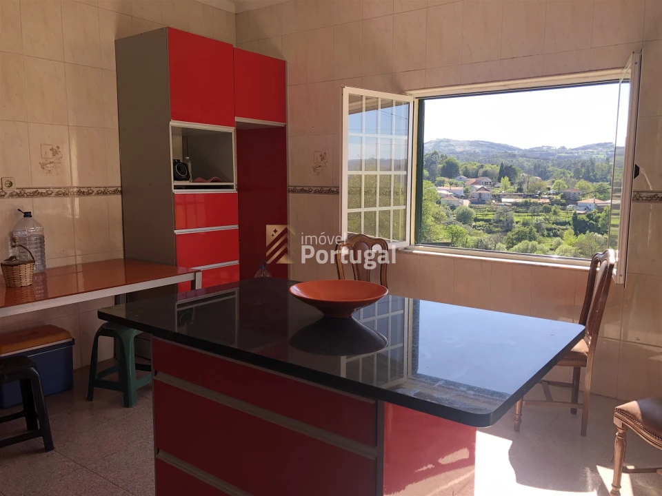 Moradia T6 para Venda em Sande, Vilarinho, Barros e Gomide Foto 6