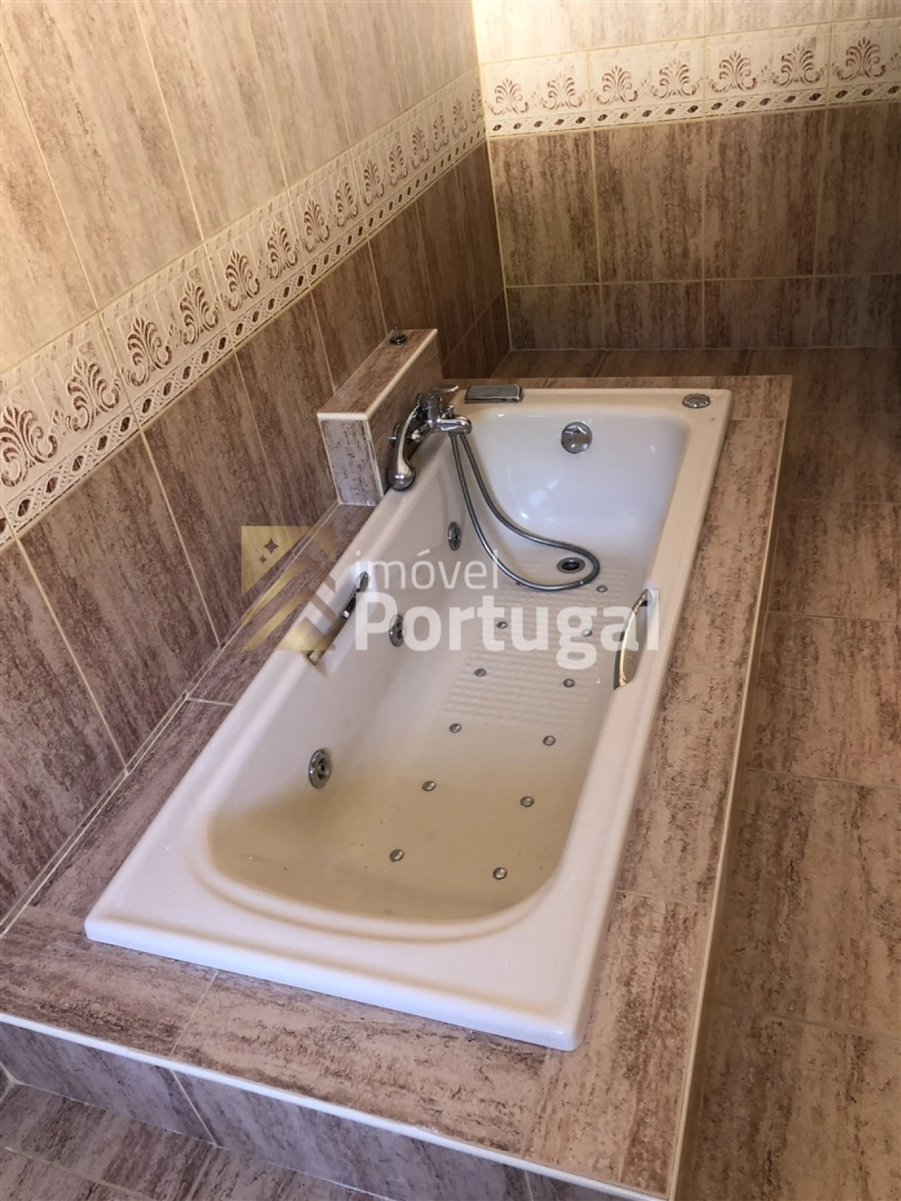 Moradia T6 para Venda em Sande, Vilarinho, Barros e Gomide Foto 18