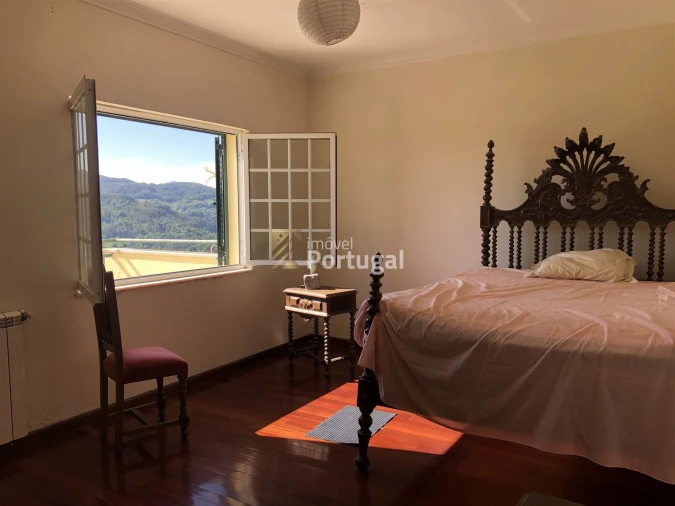 Moradia T6 para Venda em Sande, Vilarinho, Barros e Gomide Foto 23