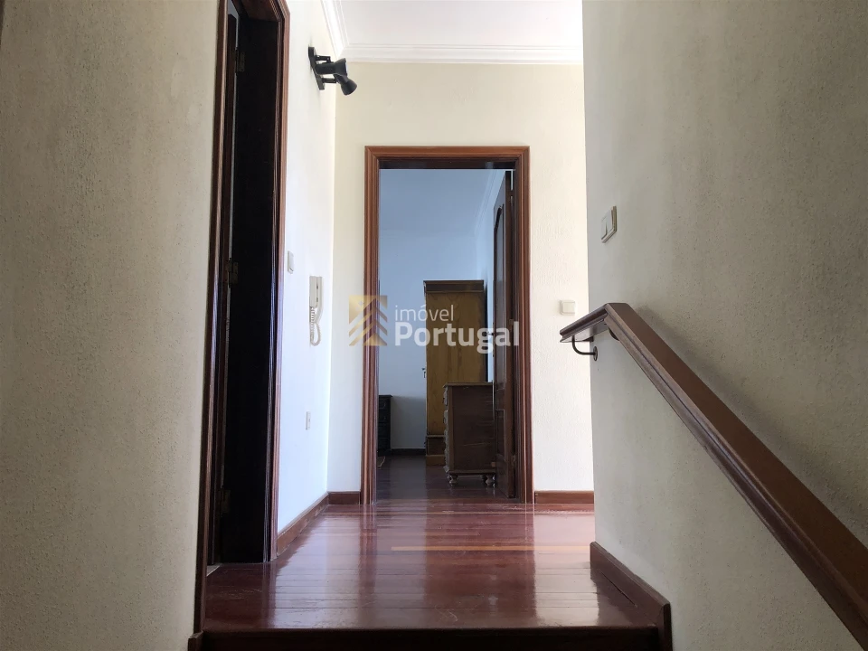 Moradia T6 para Venda em Sande, Vilarinho, Barros e Gomide Foto 16