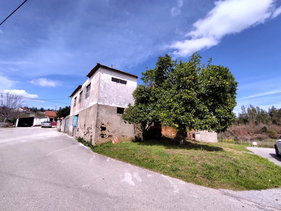 Moradia T2 para Venda em Vila Facaia Foto 9