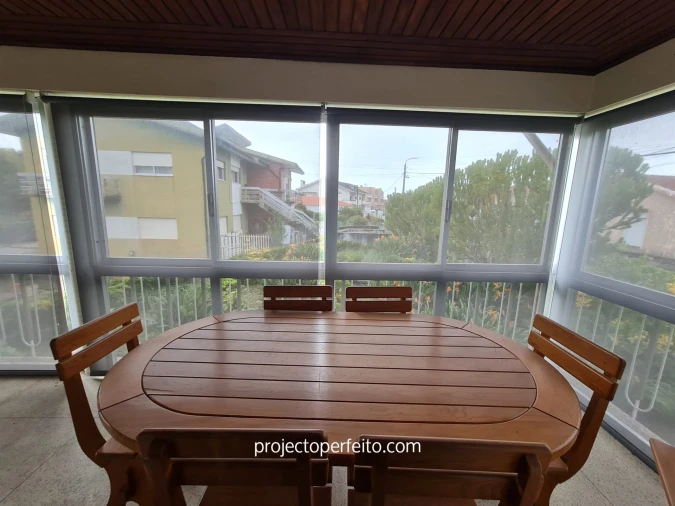 Moradia T5 para Venda em Serzedo e Perosinho Foto 6