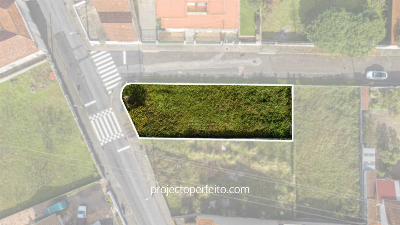 Terreno para Venda em Esmoriz Foto 1