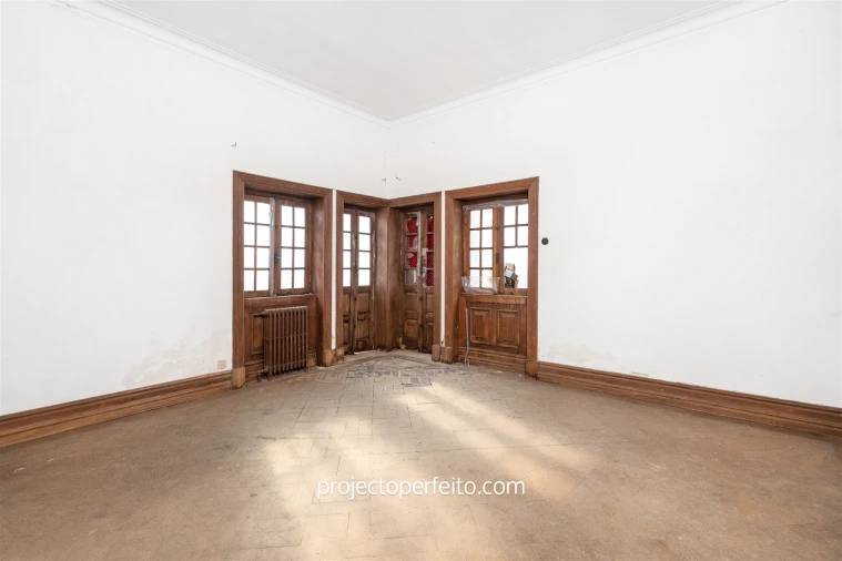 Quinta T6 para Venda em Mafamude e Vilar do Paraíso Foto 11