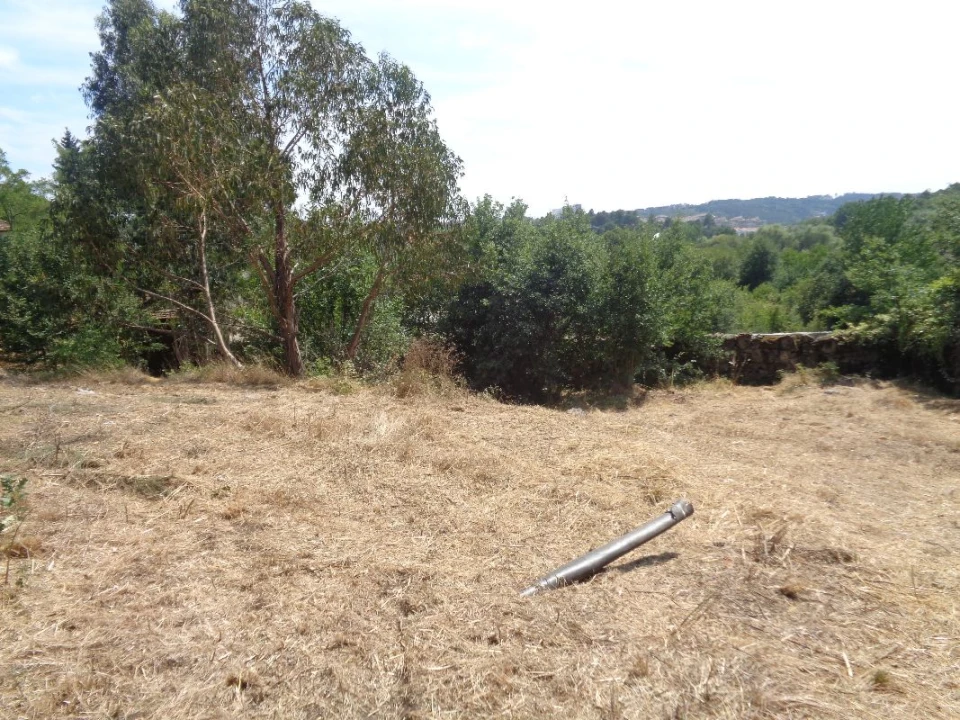 Terreno para Venda em Viseu Foto 1