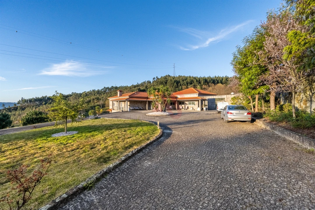 Moradia T4 para Venda em Souto Santa Maria, Souto São Salvador e Gondomar Foto 41