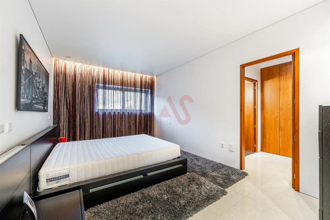 Moradia T4 para Venda em Souto Santa Maria, Souto São Salvador e Gondomar Foto 27