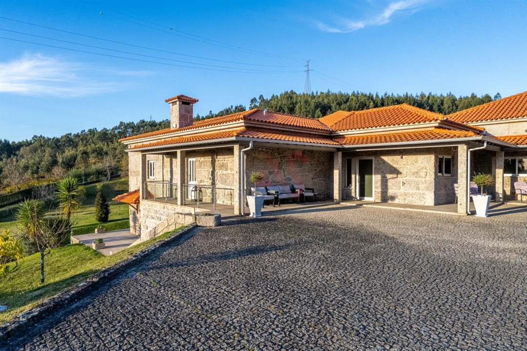 Moradia T4 para Venda em Souto Santa Maria, Souto São Salvador e Gondomar Foto 7