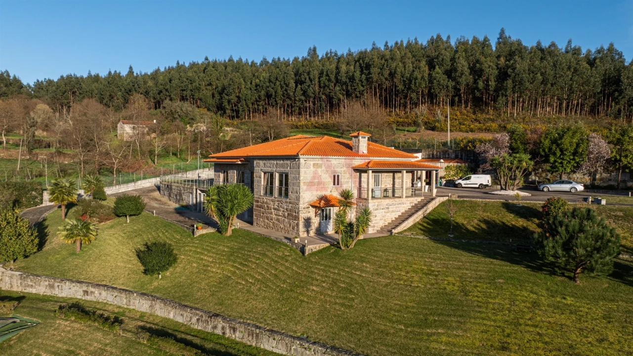 Moradia T4 para Venda em Souto Santa Maria, Souto São Salvador e Gondomar Foto 10