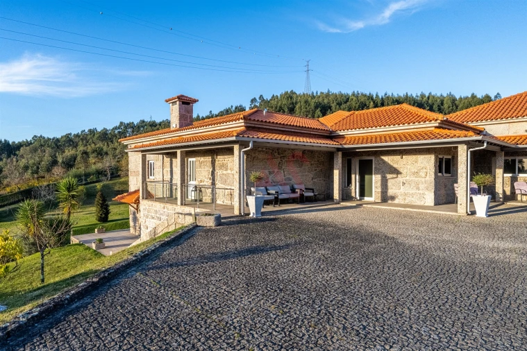 Moradia T4 para Venda em Souto Santa Maria, Souto São Salvador e Gondomar Foto 7